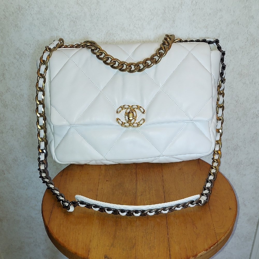 Chanel 19 White Quilted Shoulder Bag